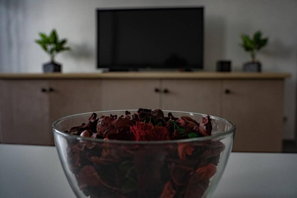 Modern 1 Bedroom Apartment In Bucharest Center! 外观 照片